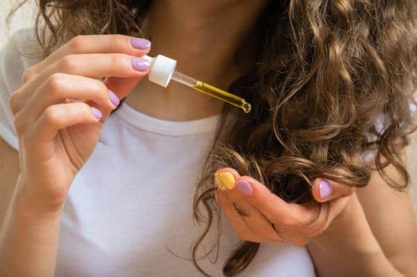 alguno s aceites ayudan para el pelo
